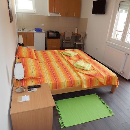 Apartments Center Kg Kragujevac Quarto foto